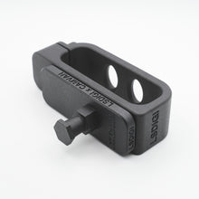 Load image into Gallery viewer, Hyperjuice to Superclamp Adapter Plate