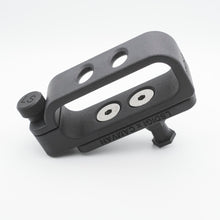 Load image into Gallery viewer, Hyperjuice to Superclamp Adapter Plate
