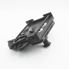 Load image into Gallery viewer, Hyperjuice to Superclamp Adapter Plate
