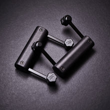 Load image into Gallery viewer, LSdigi iPad Cheeseplate Handle Kit
